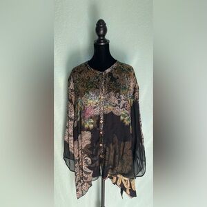 Citron Artistic Silk Blouse with Blue and Tan Accents